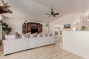 5237 N 106th Ave, Glendale, AZ 85307 - Photo 12