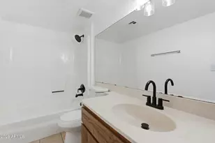 6943 W Monterosa Cir, Phoenix, AZ 85033 - Photo 24