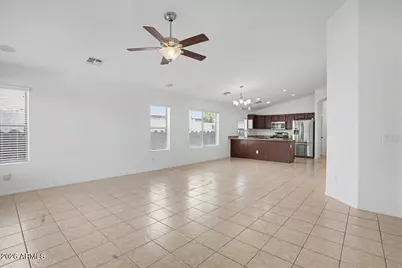 24726 N 29th Place, Phoenix, AZ 85024 - Photo 4