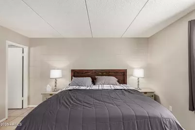 4201 E Camelback Road #15, Phoenix, AZ 85018 - Photo 14