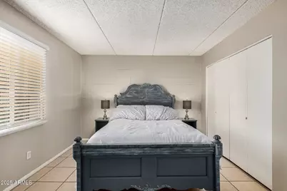 4201 E Camelback Road #15, Phoenix, AZ 85018 - Photo 20