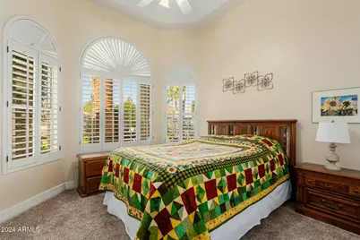 25201 N 47th Drive, Phoenix, AZ 85083 - Photo 32