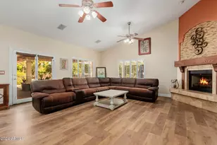 25201 N 47th Dr, Phoenix, AZ 85083 - Photo 20