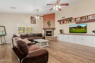 25201 N 47th Drive, Phoenix, AZ 85083 - Photo 22