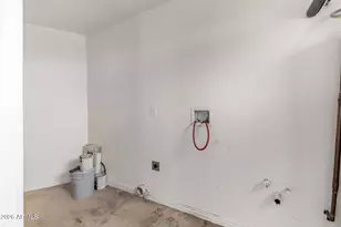 1439 E Hatcher Rd, Phoenix, AZ 85020 - Photo 22