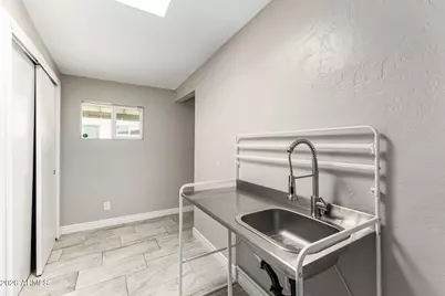 1439 E Hatcher Road, Phoenix, AZ 85020 - Photo 18