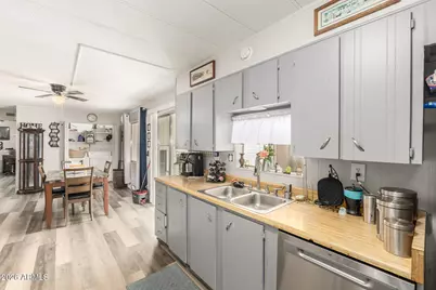 2650 W Union Hills Drive #167, Phoenix, AZ 85027 - Photo 12