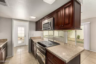 3108 W Clinton Street, Phoenix, AZ 85029 - Photo 12