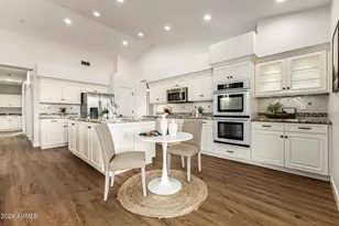 648 S Roanoke St, Gilbert, AZ 85296 - Photo 6