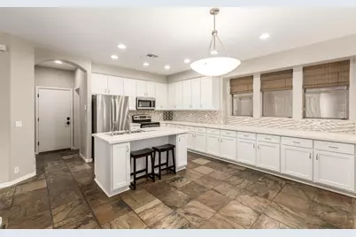 7690 E San Fernando Drive, Scottsdale, AZ 85255 - Photo 10
