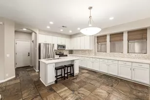 7690 E San Fernando Dr, Scottsdale, AZ 85255 - Photo 10