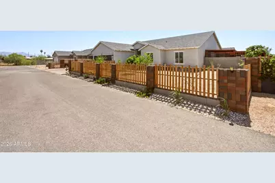 10547 E Baltimore Street E, Apache Junction, AZ 85120 - Photo 2