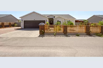 10547 E Baltimore Street E, Apache Junction, AZ 85120 - Photo 1