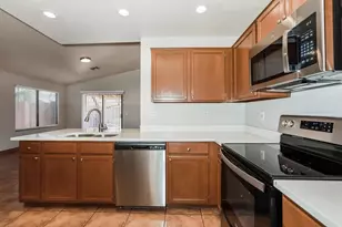 8515 W Elm St, Phoenix, AZ 85037 - Photo 4