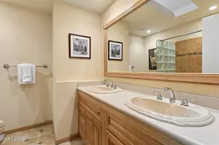 2140 E Solano Dr, Phoenix, AZ 85016 - Photo 30