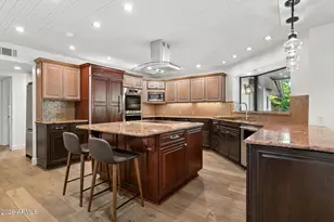 2140 E Solano Dr, Phoenix, AZ 85016 - Photo 12