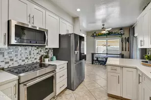 4413 E Bluefield Ave, Phoenix, AZ 85032 - Photo 2