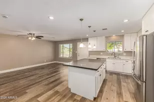 18636 N 17th Ave, Phoenix, AZ 85027 - Photo 10