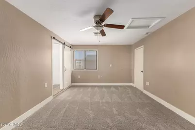 18636 N 17th Avenue, Phoenix, AZ 85027 - Photo 12