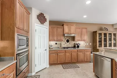 583 W Bismark Street, San Tan Valley, AZ 85143 - Photo 4