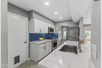 7714 E Chaparral Road, Scottsdale, AZ 85250 - Photo 12