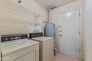 7714 E Chaparral Rd, Scottsdale, AZ 85250 - Photo 30