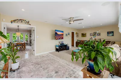 4942 E Whitton Avenue, Phoenix, AZ 85018 - Photo 18