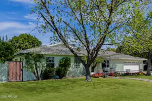 4942 E Whitton Ave, Phoenix, AZ 85018 - Photo 4