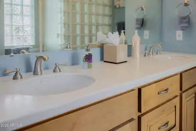 4942 E Whitton Avenue, Phoenix, AZ 85018 - Photo 62