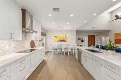 5137 N 79th Place, Scottsdale, AZ 85250 - Photo 4