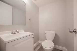 2674 N 43rd Ave, Phoenix, AZ 85009 - Photo 8