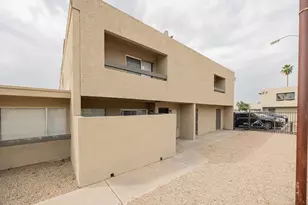 2674 N 43rd Ave, Phoenix, AZ 85009 - Photo 2