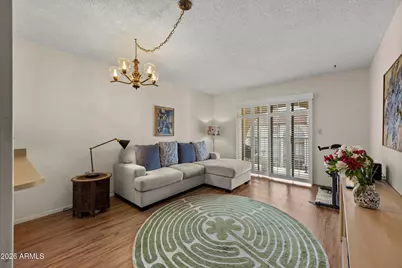 3033 E Devonshire Avenue #3015, Phoenix, AZ 85016 - Photo 2