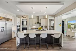 3244 E Daley Ln, Phoenix, AZ 85050 - Photo 4