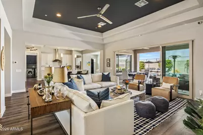 3244 E Daley Lane, Phoenix, AZ 85050 - Photo 10