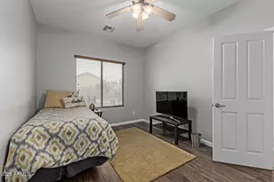 14135 W Gelding Dr, Surprise, AZ 85379 - Photo 18