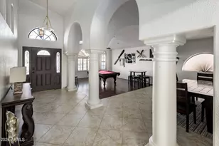 5747 E Gelding Dr, Scottsdale, AZ 85254 - Photo 2