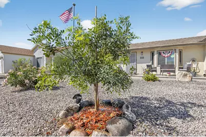 10199 W Fernando Drive, Arizona City, AZ 85123 - Photo 4