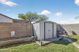 10199 W Fernando Dr, Arizona City, AZ 85123 - Photo 32