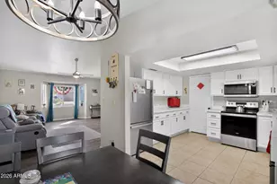 10199 W Fernando Dr, Arizona City, AZ 85123 - Photo 14