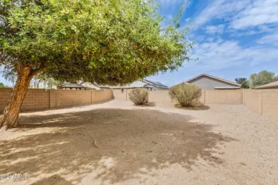 15342 W Maui Lane, Surprise, AZ 85379 - Photo 20