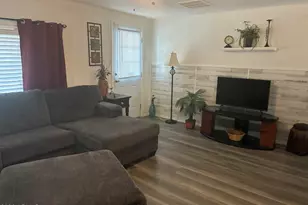 53 N Mountain Rd, Apache Junction, AZ 85120 - Photo 2