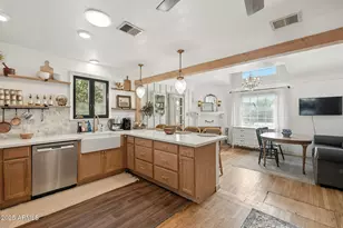 1922 W Holly St, Phoenix, AZ 85009 - Photo 18