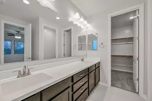 9775 W Cashman Dr, Peoria, AZ 85383 - Photo 36