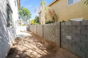 7509 S 27th Way, Phoenix, AZ 85042 - Photo 16