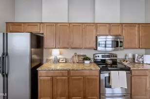 42424 N Gavilan Peak Pkwy, Anthem, AZ 85086 - Photo 2