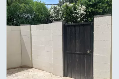 6240 N 16th Street #31, Phoenix, AZ 85016 - Photo 20