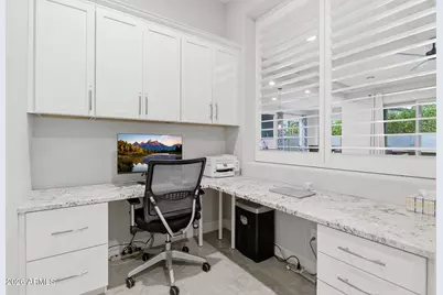 10176 W El Cortez Place, Peoria, AZ 85383 - Photo 8