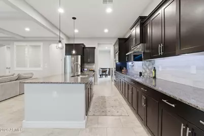 10176 W El Cortez Place, Peoria, AZ 85383 - Photo 12