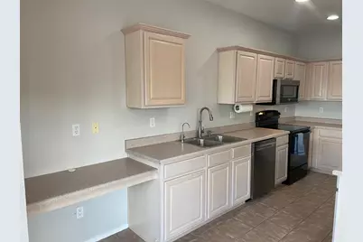 1330 E Pedro Road, Phoenix, AZ 85042 - Photo 2